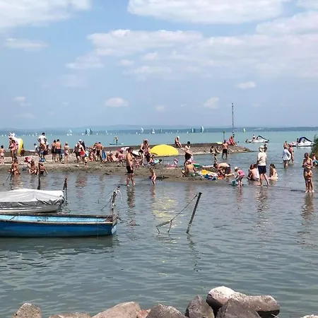 Appartamento Golden Resort, Siofok,lakeside Poolbalcony,coral Siófok